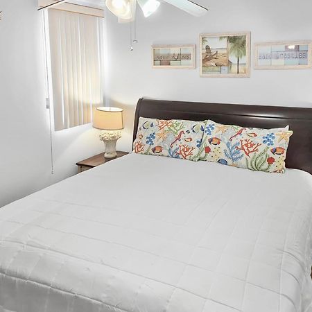 Is9-Cozy Upstairs Beachfront Condo - King Beds ฟอร์ตวัลตันบีช ภายนอก รูปภาพ